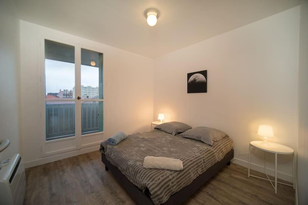 Fully Equipped Apartment Balcony Sleeps 7 Wifi マルセイユ エクステリア 写真